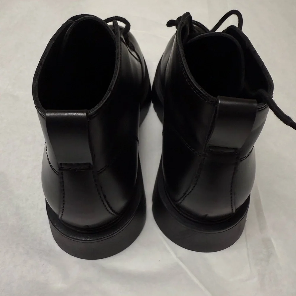 NwOT; Zara Men lace up boots with chunky Sole